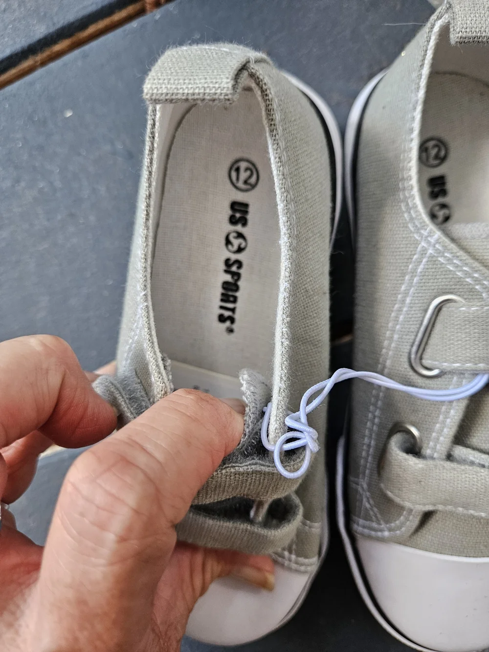 Kids Canvas US Sports Hook-and-Loop Sneakers in Light Olive
